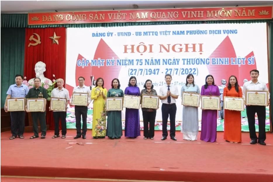 day manh cac hoat dong den on dap nghia nhan dip ky niem 75 nam ngay thuong binh liet sy hinh 19