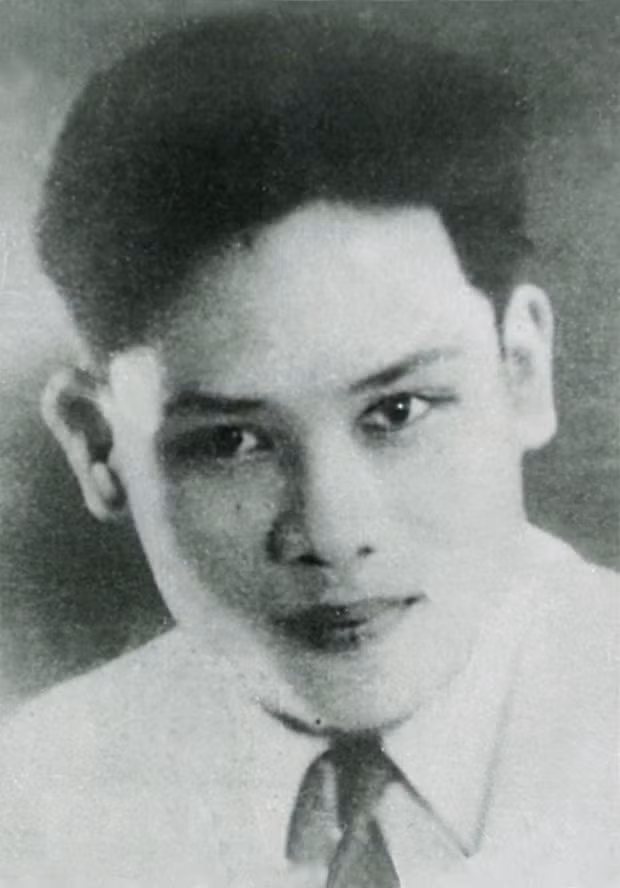 doan bao chi trung uong thuong tru tai ha tinh dang huong tri an cac anh hung liet si hinh 4