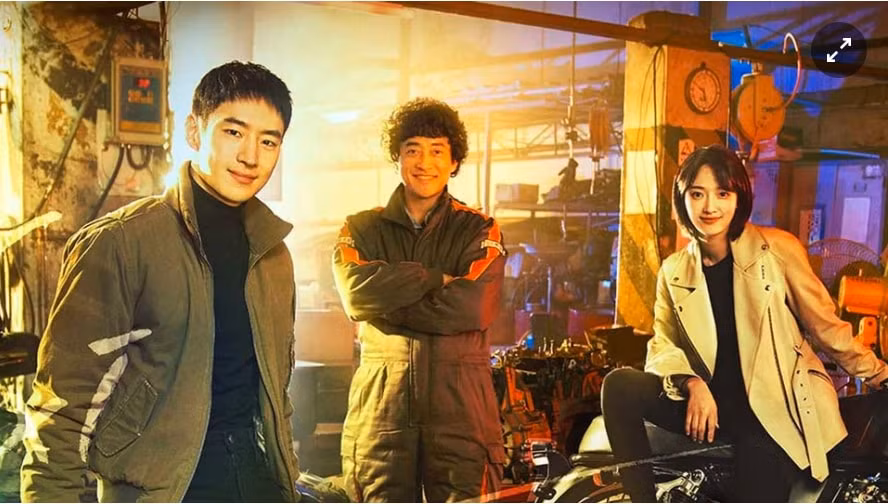 doan phim cua lee je hoon duong tinh covid 19 khi quay o tp da nang hinh 1
