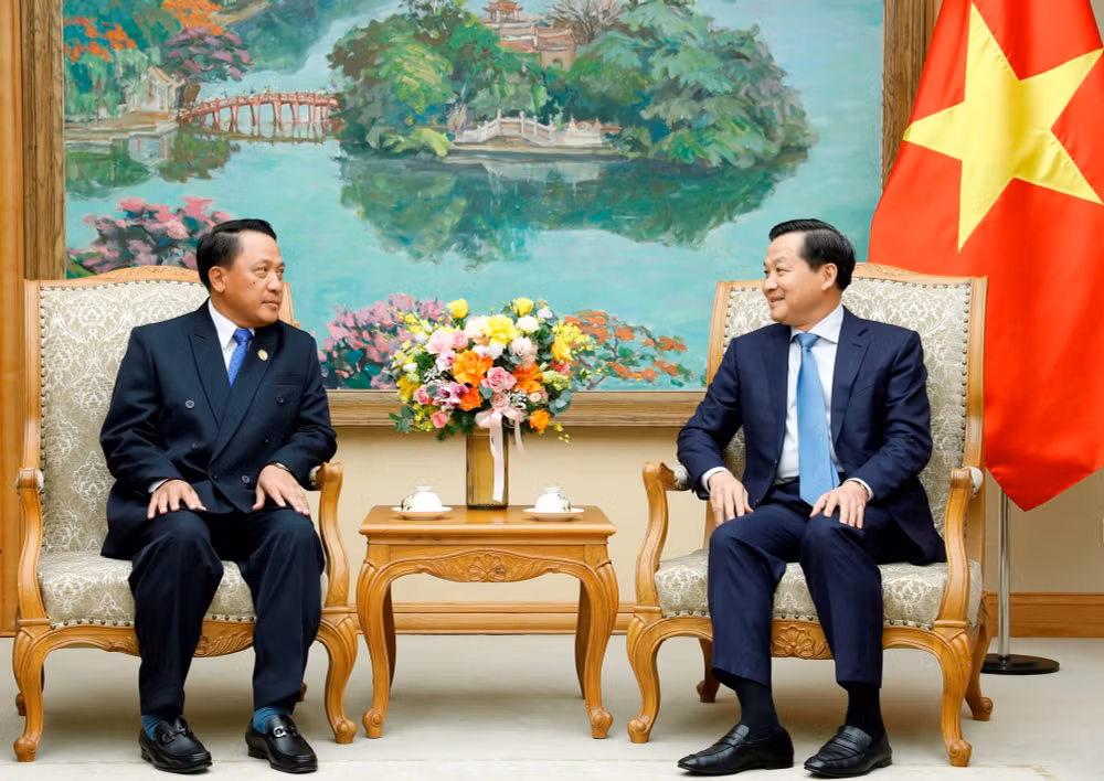 viet nam va lao co moi quan he huu nghi vi dai doan ket dac biet va hop tac toan dien hinh 2