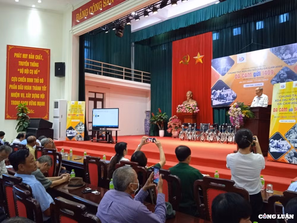 phat dong chuong trinh nhan tin chung tay xoa diu noi dau da cam 2022 hinh 1