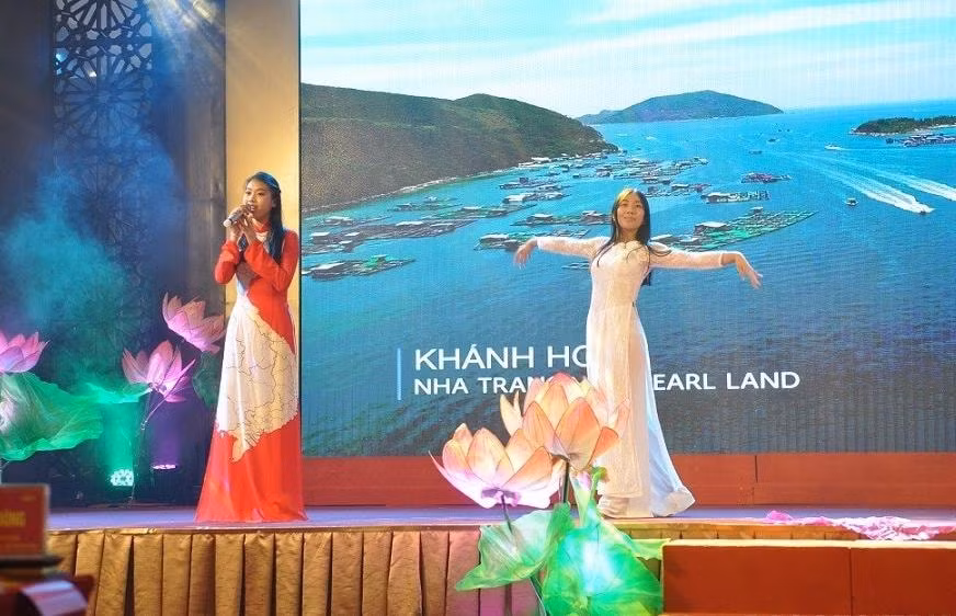 khai mac trai he viet nam 2022 khoi day tinh yeu que huong dat nuoc voi thanh nien kieu bao tre hinh 5