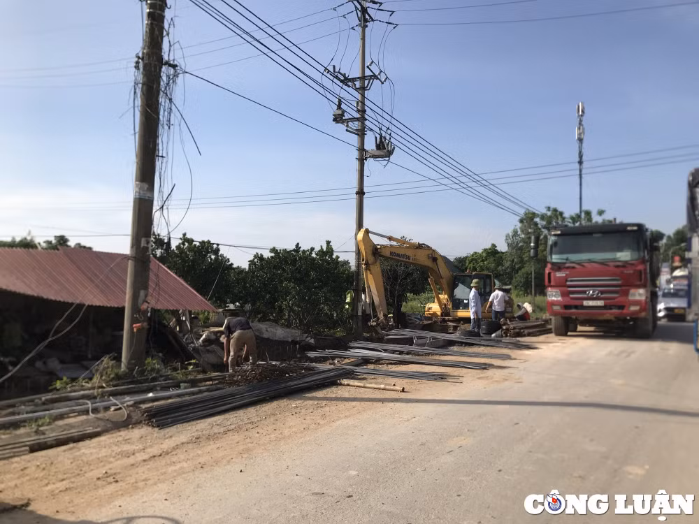 duong giao thong tram ty thanh cai bay voi nguoi di duong hinh 6