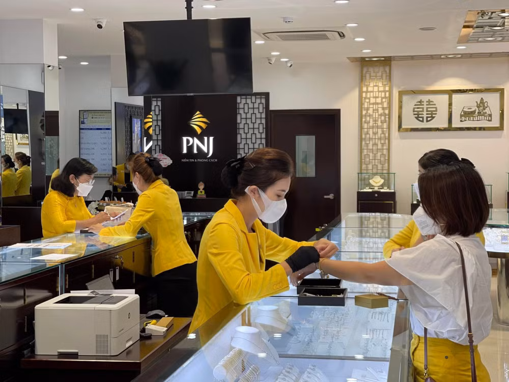 pnj nua dau nam lai 1088 ty dong dat 825 ke hoach loi nhuan nam hinh 4