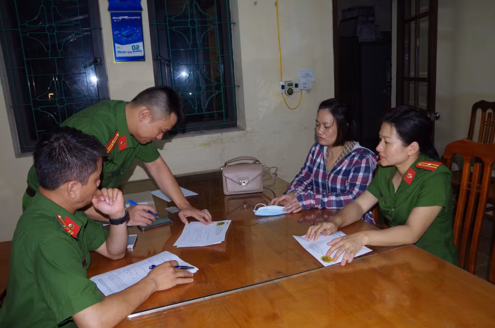 vua bi tuyen an 4 nam tu van tiep tuc di lua dao lay tien tieu xai hinh 1