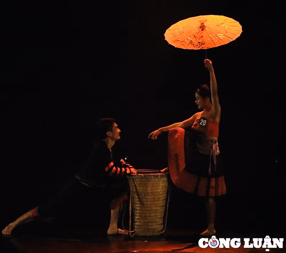an tuong man thi tot nghiep bieu dien mua tai hoc vien mua viet nam hinh 14
