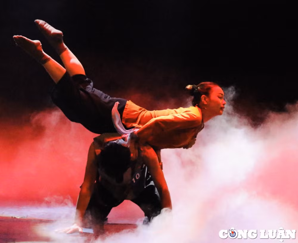 an tuong man thi tot nghiep bieu dien mua tai hoc vien mua viet nam hinh 17