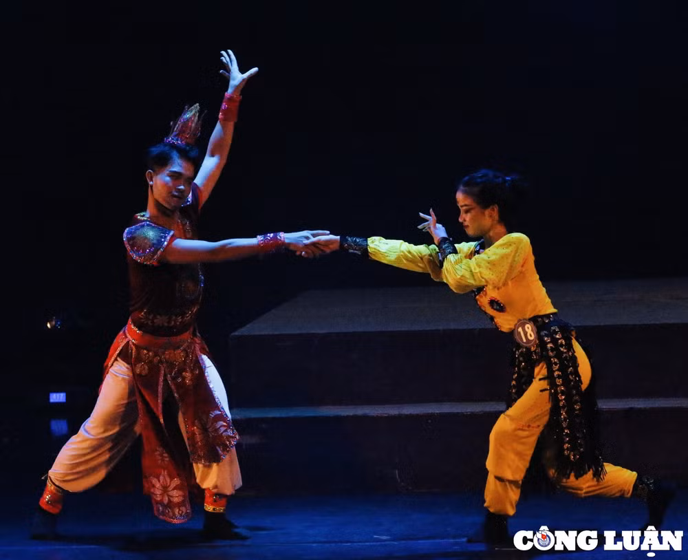 an tuong man thi tot nghiep bieu dien mua tai hoc vien mua viet nam hinh 21