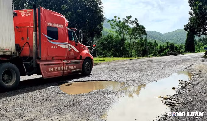 quoc lo 1 doan qua tinh phu yen chi chit o ga ho voi hinh 1