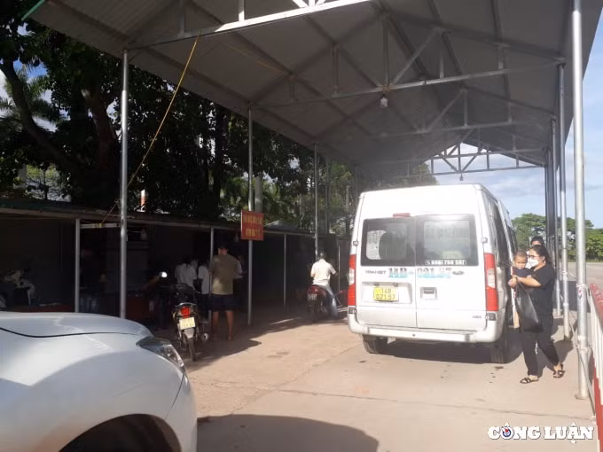 quang ninh tam dung van tai khach toi vung co dich tu cap do 2 hinh 2