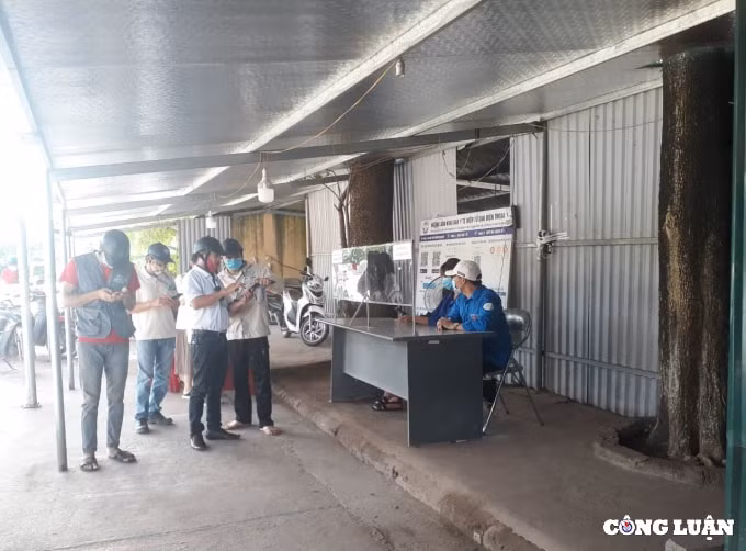 quang ninh tam dung van tai khach toi vung co dich tu cap do 2 hinh 1