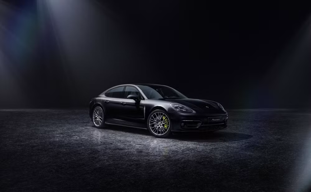 kham pha mau xe porsche panamera platinum edition 2022 hinh 1