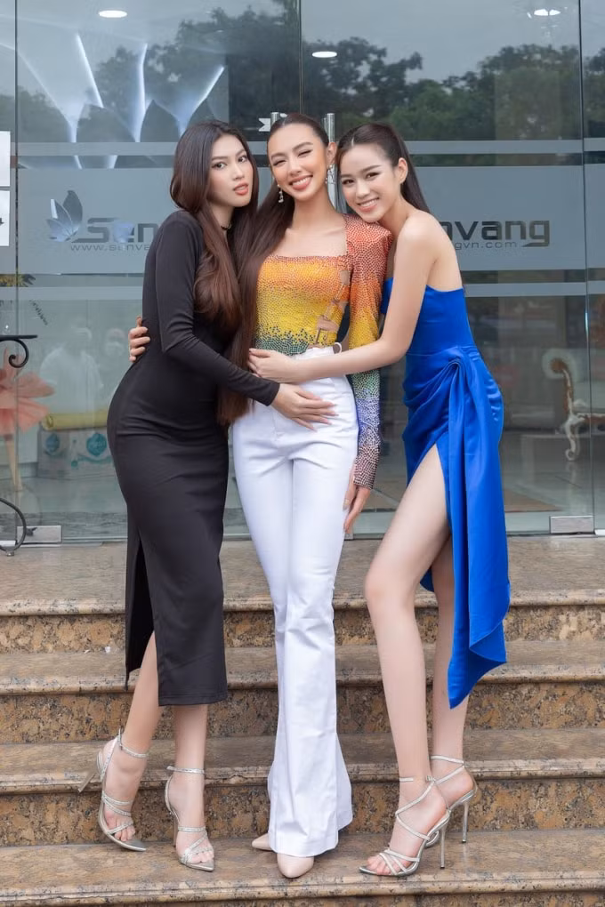 thuy tien chinh thuc len duong du thi miss grand international 2021 hinh 1