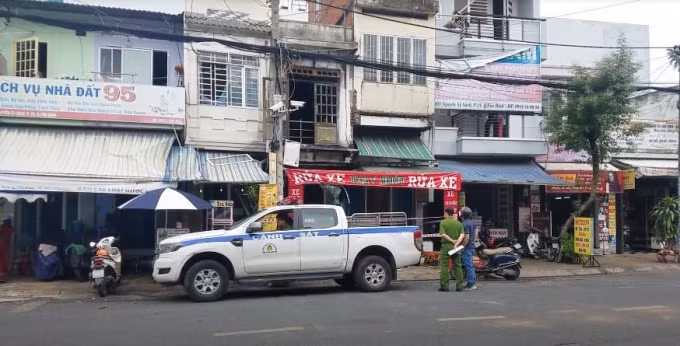 tp hcm can nha boc chay ngun ngut nghi do phong hoa hinh 3