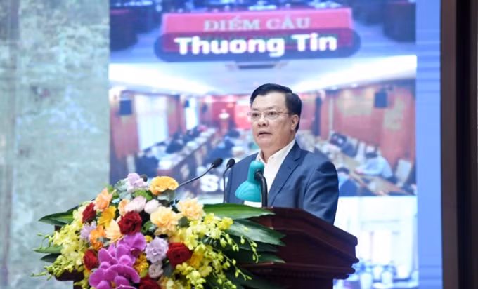 bi thu ha noi xay dung doi ngu can bo co nang luc uy tin de dap ung yeu cau phat trien hinh 2