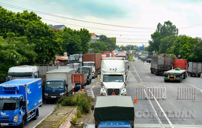 hoat dong van tai dip cuoi nam canh canh nhung noi lo hinh 3