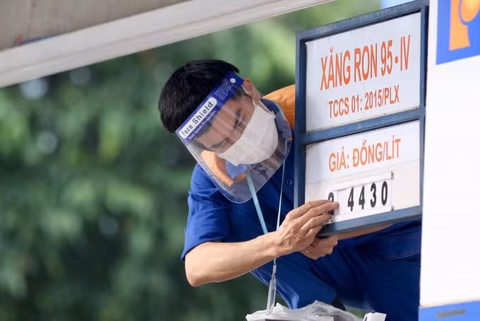 hoat dong van tai dip cuoi nam canh canh nhung noi lo hinh 2