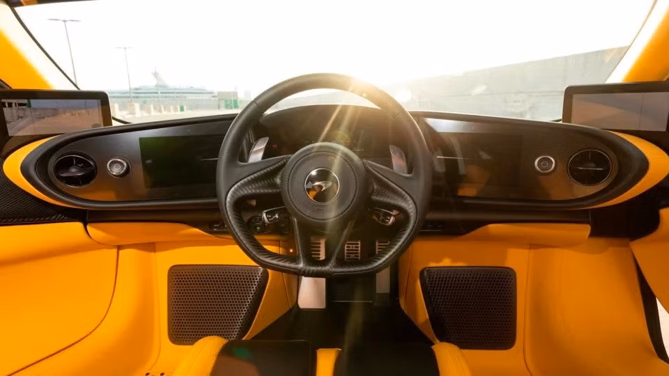 mclaren speedtail se duoc ban dau gia vao dau nam 2022 hinh 2