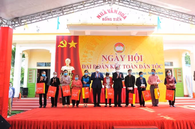 pho chu tich thuong truc quoc hoi tran thanh man du ngay hoi dai doan ket toan dan toc tai nam dinh hinh 2