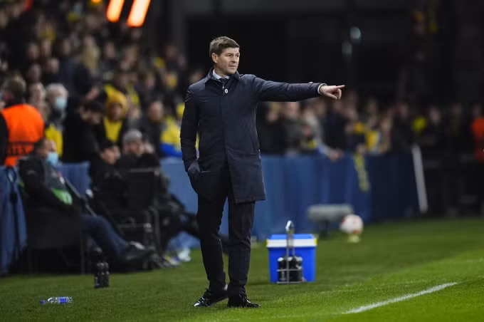 co hoi va thach thuc cua tan hlv truong steven gerrard khi tro lai premier league hinh 3
