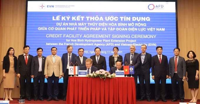 ky ket thoa uoc tin dung cho du an nha may thuy dien hoa binh mo rong hinh 1