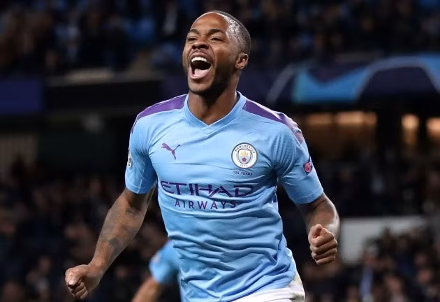 man city dung sterling trao doi nhac truong cua barca hinh 2