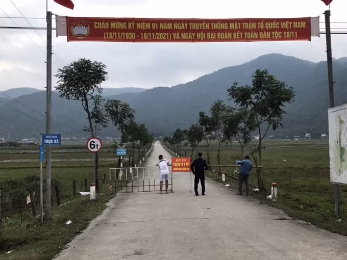 nhieu ca test nhanh duong tinh ha tinh cach ly toan bo 1 xa tai nghi xuan hinh 2