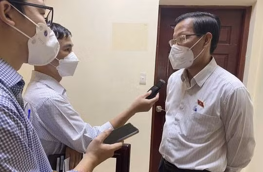 chu tich tp hcm tinh hinh dich covid 19 dang dien bien phuc tap nguoi dan khong duoc lo la hinh 1