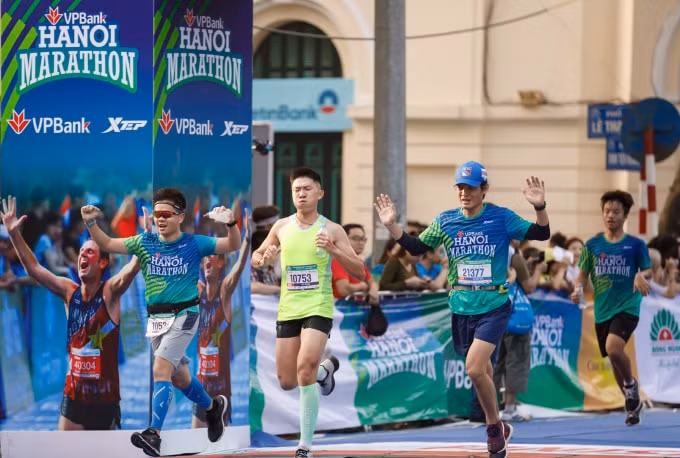 Giải chạy VPBank Hanoi Marathon 2019.