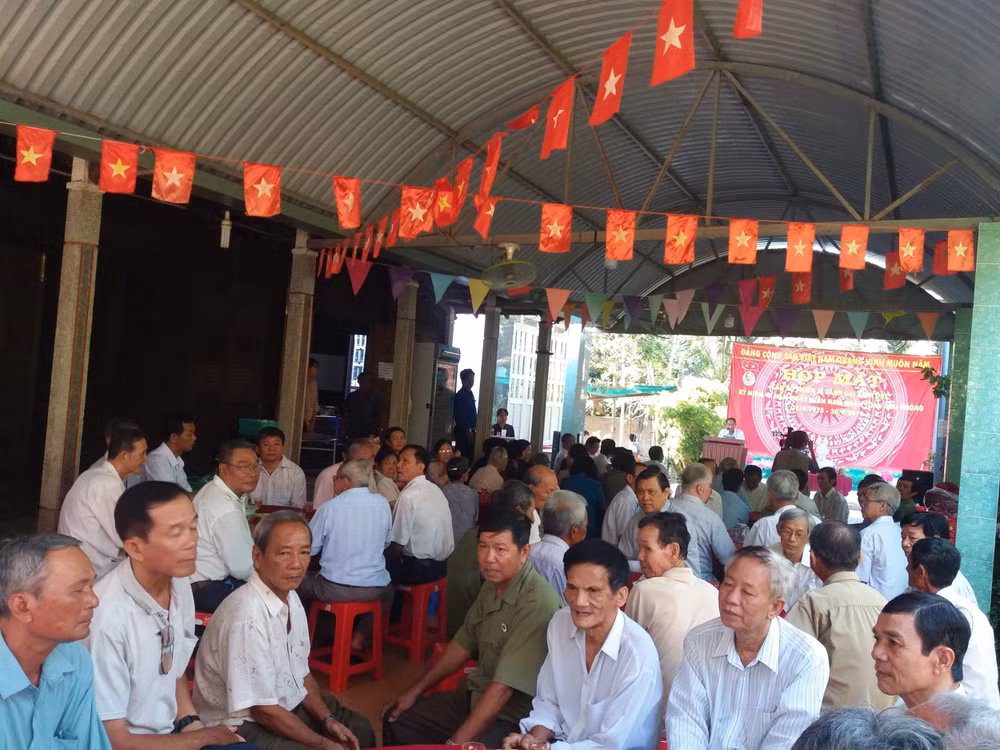 200 cựu chiến binh tham gia buổi gặp mặt nhân kỷ niệm ngày 30/4