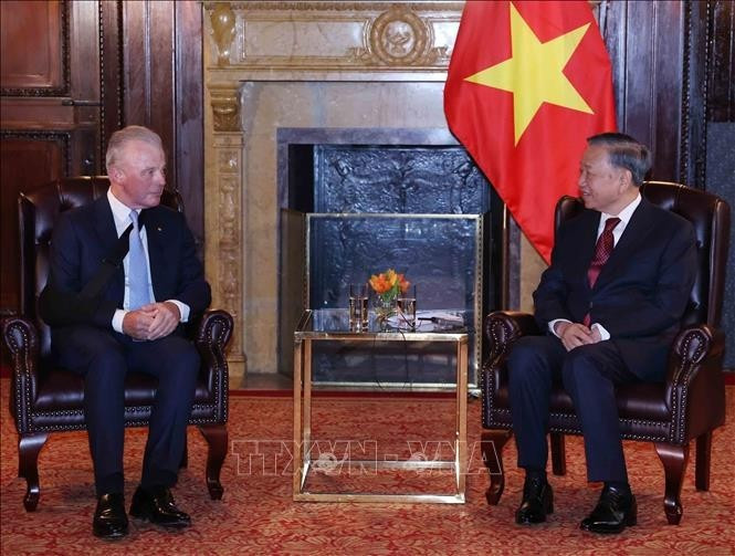 Tổng Bí thư, Chủ tịch nước Tô Lâm tiếp ông Brendan Nelson, Chủ tịch Boeing Global, Phó Chủ tịch cấp cao Tập đoàn Boeing. Ảnh: Thống Nhất/TTXVN