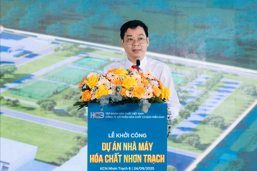 nhân vật 1