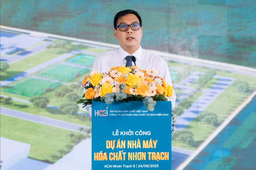 nhân vật 2