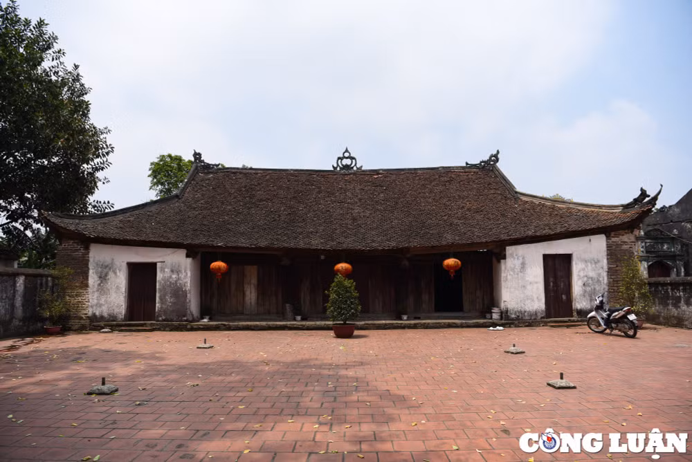 di tich lich su van hoa dinh dinh to xuong cap nghiem trong co nguy co do sap hinh 1