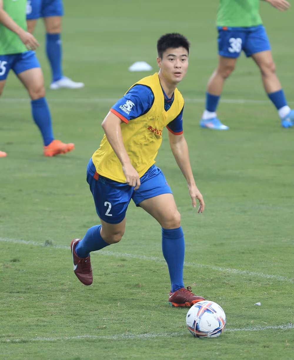 quang hai va dan tuyen thu viet nam tich cuc luyen giao an cua huan luyen vien troussier hinh 8