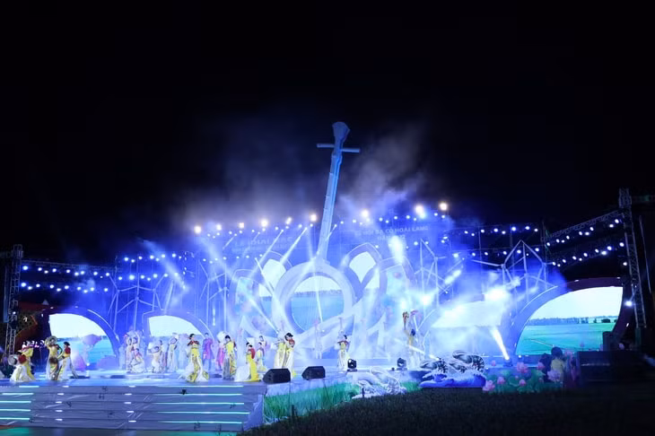 cuoc thi sang tac chap cai luong don ca tai tu va vong co nam 2023 hinh 1