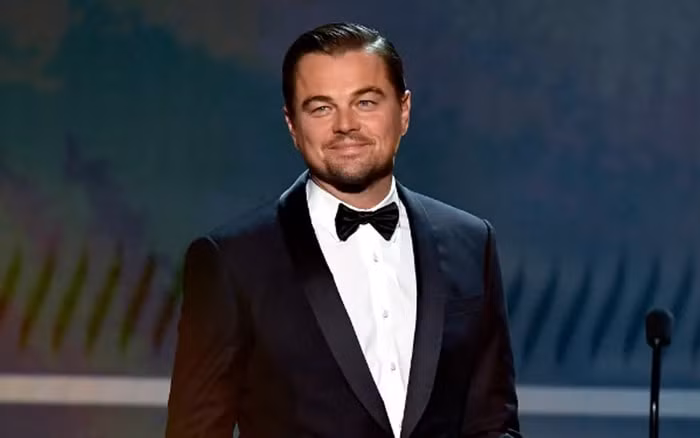 dicaprio dinh nghi van hen ho voi nguoi mau kem 21 tuoi hinh 1