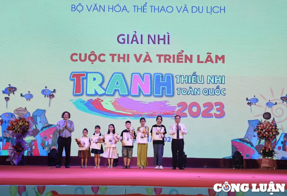 trao giai thuong cuoc thi va trien lam tranh thieu nhi toan quoc nam 2023 hinh 3