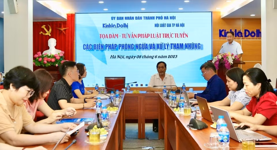 bao kinh te do thi to chuc toa dam tu van phap luat truc tuyen voi doc gia hinh 1