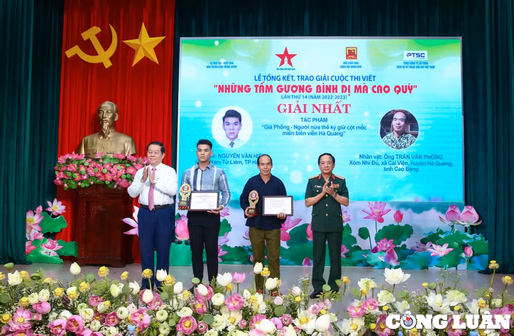 bao quan doi nhan dan trao giai cuoc thi viet nhung tam guong binh di ma cao quy lan thu 14 hinh 7