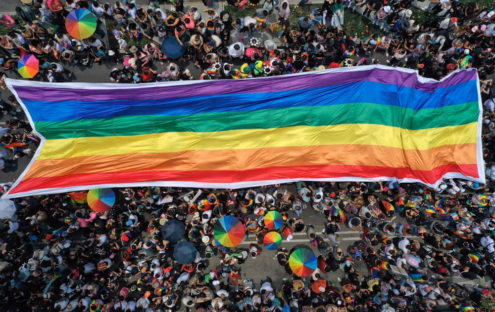 khao sat khoang 9 nguoi truong thanh o 30 quoc gia la lgbtq hinh 1