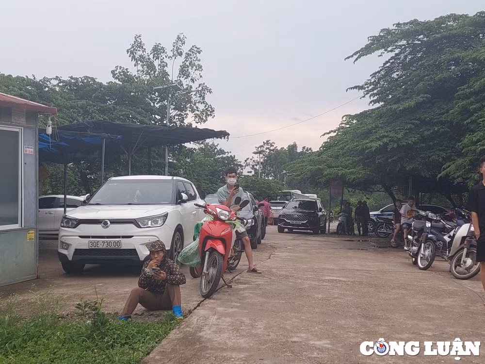 dan phuong ha noi bao dam viec di lai cua nhan dan tai ben pha tho an hinh 3