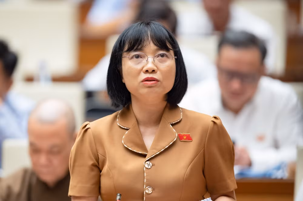 dai bieu quoc hoi nguyen thi viet nga co su lang phi khong he nho trong dao tao trung cap nghe hinh 1