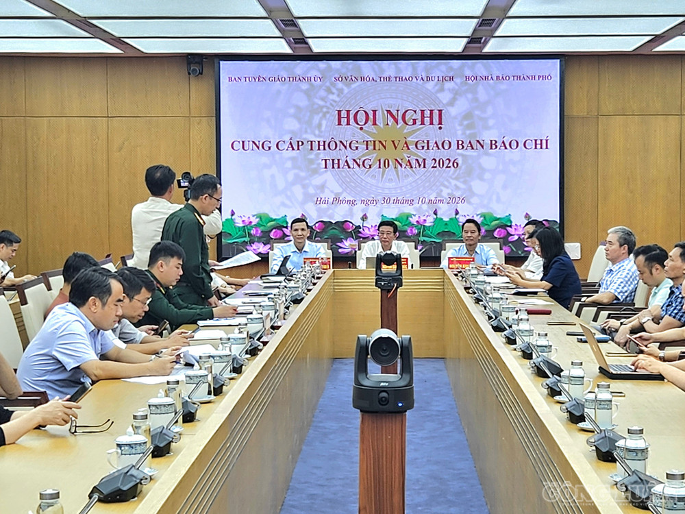 Quang cảnh Hội nghị cung cấp thông tin và giao ban báo chí tháng 10 năm 2026 ngày 30/10. clo_br_1000282492.jpg