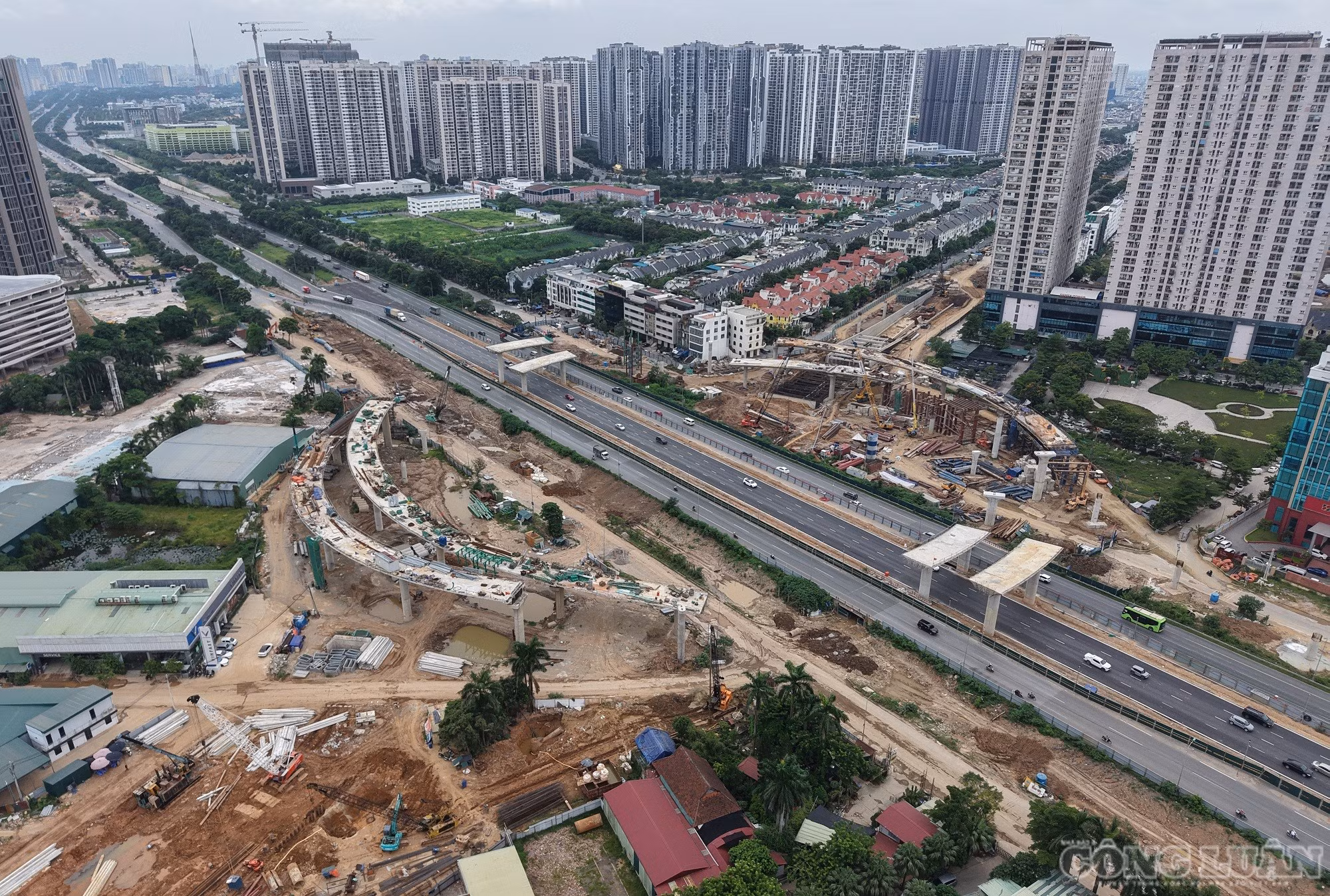 clo_br_vanh-dai-35.jpg