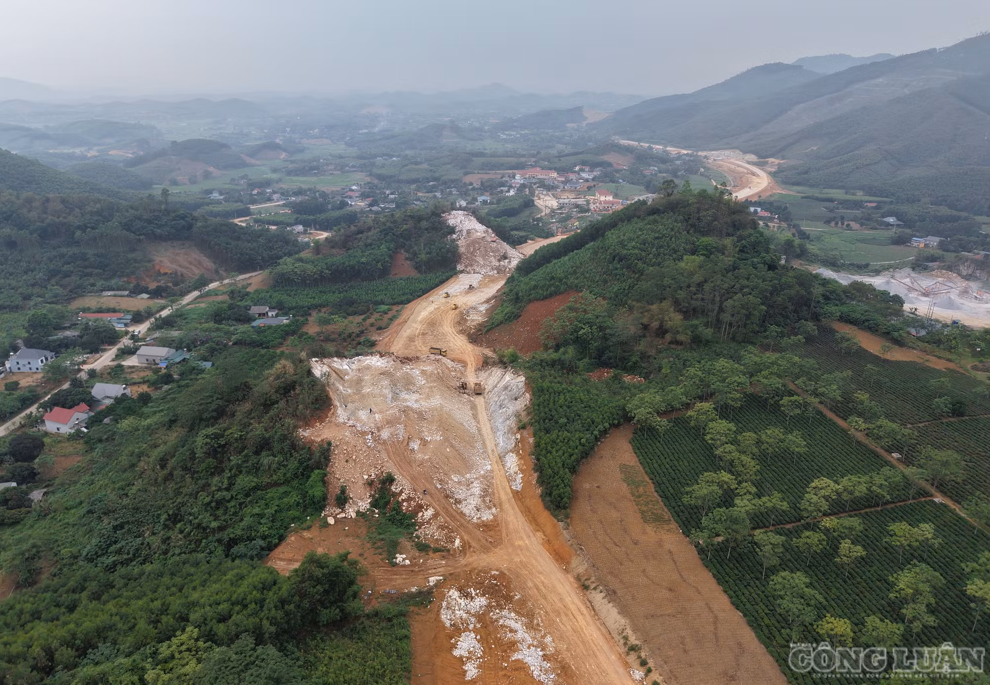 clo_br_dji-20260424151255-0091-d.jpg