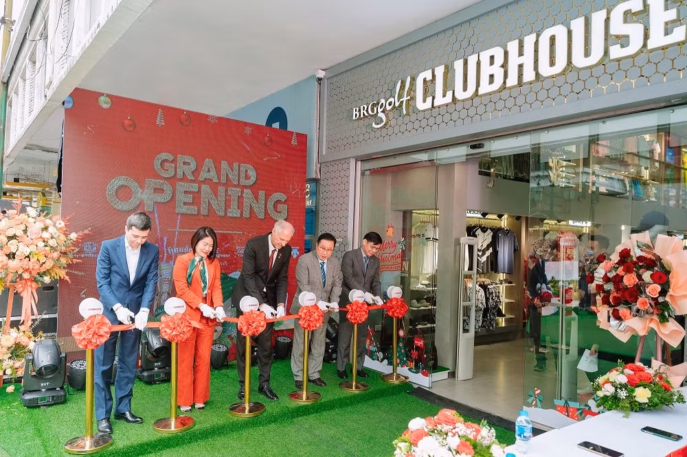 khai truong cua hang brg golf clubhouse lua chon hang dau cho nguoi me gon tai thu do hinh 1
