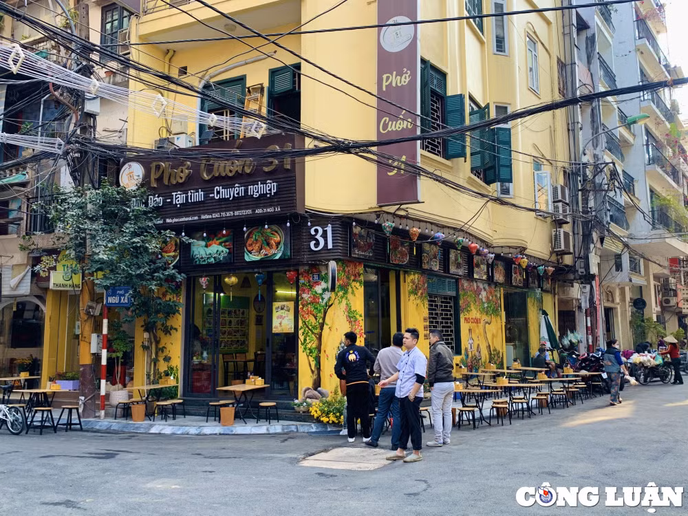 pho am thuc dem dao ngoc ngu xa san sang di vao hoat dong hinh 18