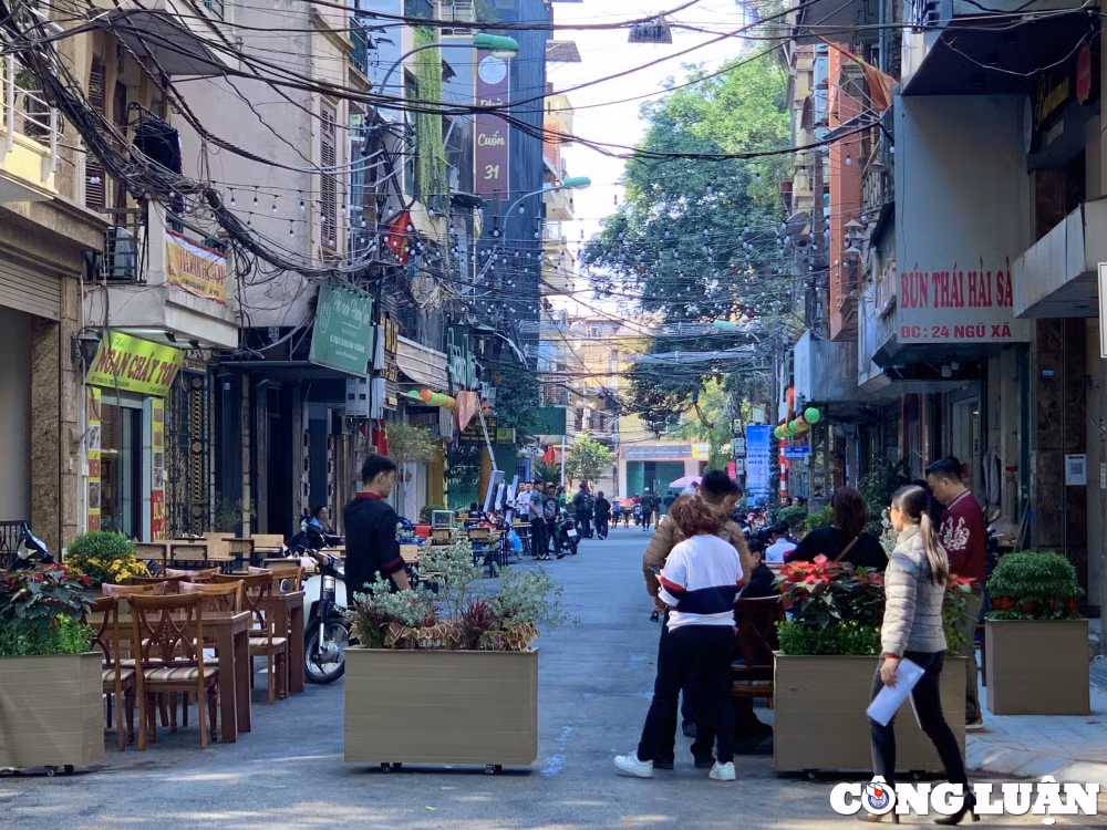pho am thuc dem dao ngoc ngu xa san sang di vao hoat dong hinh 19