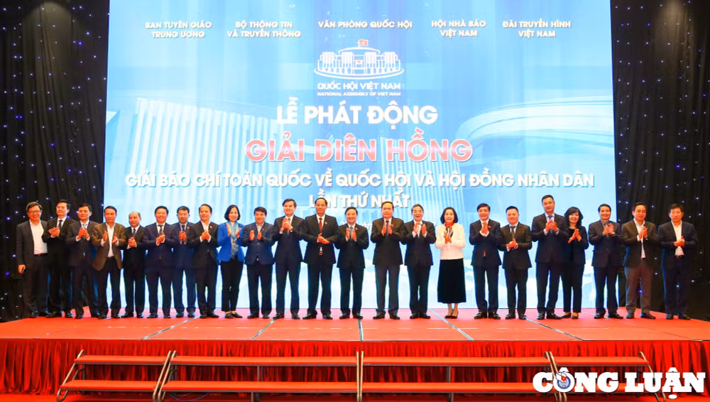 phat dong giai dien hong giai bao chi toan quoc ve quoc hoi va hoi dong nhan dan lan thu nhat hinh 5